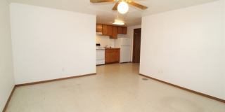 654 West Adams Street Gallery 4