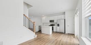 12322 Tinsley Street Gallery 7
