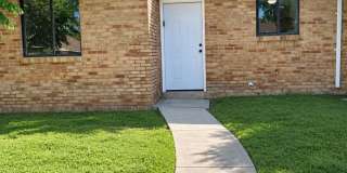 Remodeled 2 Bed 1 Bath Home | Washer/Dryer Hookups | Central Air | Pet Friendly | Section 8 Welcomed Gallery 1