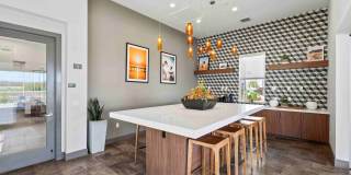 Solaire Gallery 31