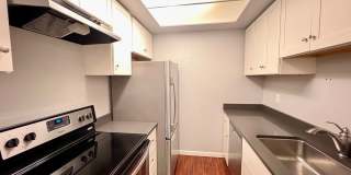 Bothell Landing Condo Gallery 3