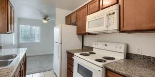 A Spacious and Stylish 2 Bed / 2 Ba Condo Gated Community Gallery 8