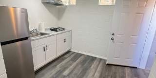 Charming 1 BR 1BA studio for rent. Gallery 3