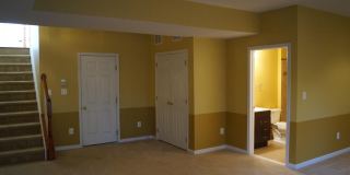 25575 AMERICA Square Gallery 32