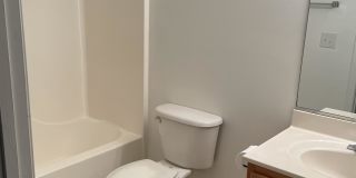 115 Hartford Ct Gallery 12