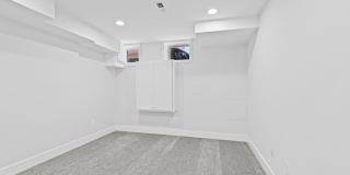 1434 MARSHALL Street Gallery 24