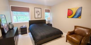 Beautiful Furnished Home on Quiet Cul‑de‑Sac Gallery 10