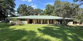 1122 Longstraw Road Gallery 1