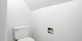12 Bryant Road Gallery 32