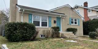 115 E Ocean Avenue Gallery 1