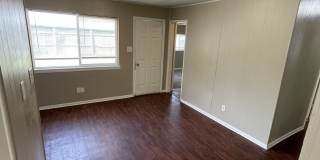 4131 N Edmondson Avenue Gallery 10
