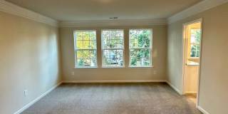 Elegant Townhome located in Ballantyne! Gallery 24