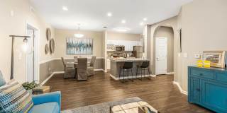 Oaks at Normandy Apartments Gallery 10