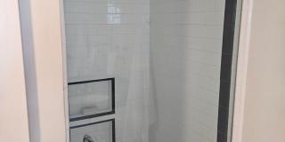 3 Bedroom Plus Home with Roof Top Deck Gallery 10