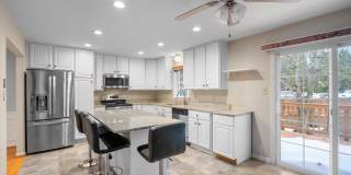 2048 PIERIS Court Gallery 10