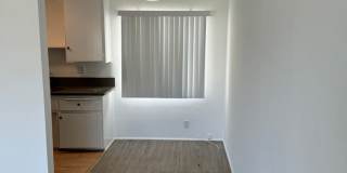 323 MARINE ST Gallery 14