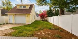 1208 Emmons Avenue Gallery 4