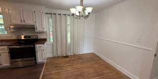 2 bedroom, 1 bath home near Harding Place 2 bedroom, 1 bath home near Harding Place Gallery 6