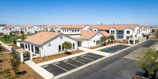 The Charlie Perris Gallery 32