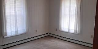 253 Hudson Avenue Gallery 1