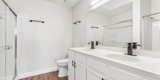 The Landing at Town Center Gallery 9