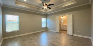 Stunning Southside Home w/ Solar Panels! Gallery 5