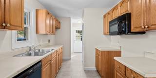 5310 Winona Rd. Gallery 4