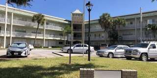 2071 AUSTRALIA WAY W Gallery 1