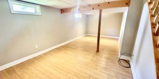 439 Quinn Street Gallery 18