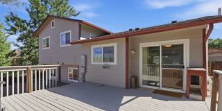 3 bed 2 1/2 bath Tri-level near Downtown Castle Rock! Gallery 28
