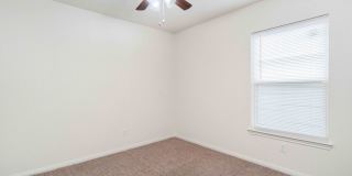 3923 Southton View Gallery 18