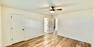 802 E Kara Gallery 18
