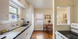 706 1/2 Patterson Gallery 8