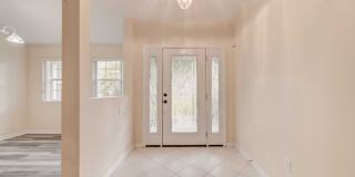 For Lease - Palmetto Trace 3 BR | 2 BA  - Community Pool - 2 Car Garage - Lawn Service Included! Gallery 5