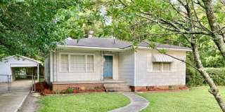 751 Farnell Lane Gallery 1