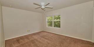 2730 RETREAT VIEW CIRCLE Gallery 19