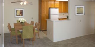 eaves La Mesa Gallery 6