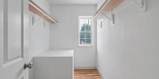 908 Indiana Street - B Gallery 8