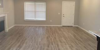 MUST SEE CHARMING HOME!!! Gallery 4