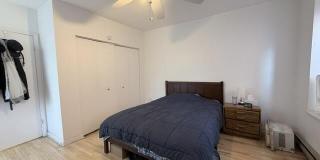 533 Monroe Street Gallery 11