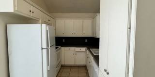 4 Bedrooms at an Amazing Price! Remodeled 4 bedroom! Move In Special! Gallery 6