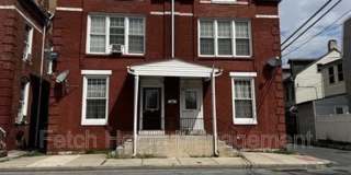 825 Church Street Gallery 1