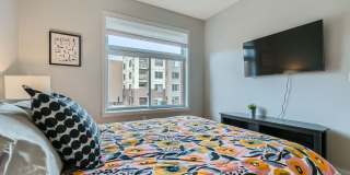 2-BDR Retreat with Rooftop Pool & Gym Gallery 20