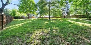 Pet Friendly Three Bedroom! Gallery 28