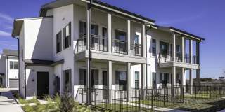 Modera Walsh Gallery 35