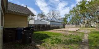 Pet friendly 3 Bedroom, 1 Bathroom home! Gallery 28