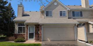 Stunning 2 Bedroom Home in The Heart of Eagan Gallery 1