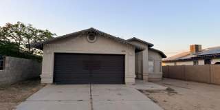 Three Bedroom Home with Two Car Garage and Fenced Lot in San Luis AZ. Gallery 1