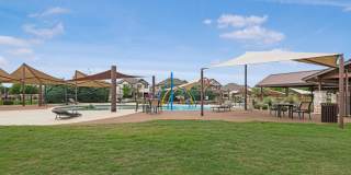 Leander Living with Loft, Flex Space & Style Gallery 18