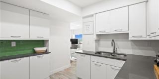 240 Seaview Court # 211 Gallery 8